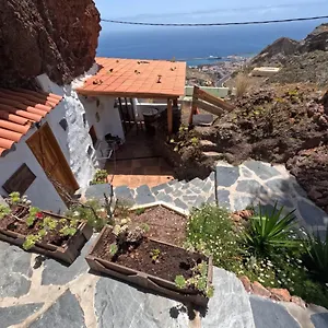 new-luxury-cave-vista-mar-with-private-jacuzzi-and-garden.in-canary-islands.com/