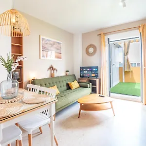Atico Con Terraza Junto A La Catedral Apartamento